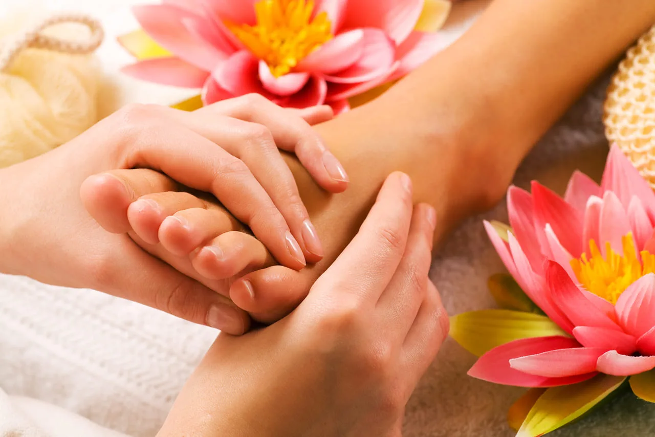 Réflexologie plantaire -EMDR Hypnose Massages Geneviève Ringot Réflexologie plantaire -EMDR Hypnose Massages Geneviève Ringot
